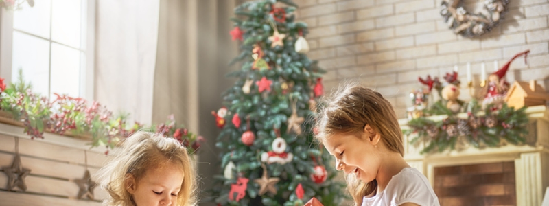Ways to help kidsâ move away from a materialistic Christmas