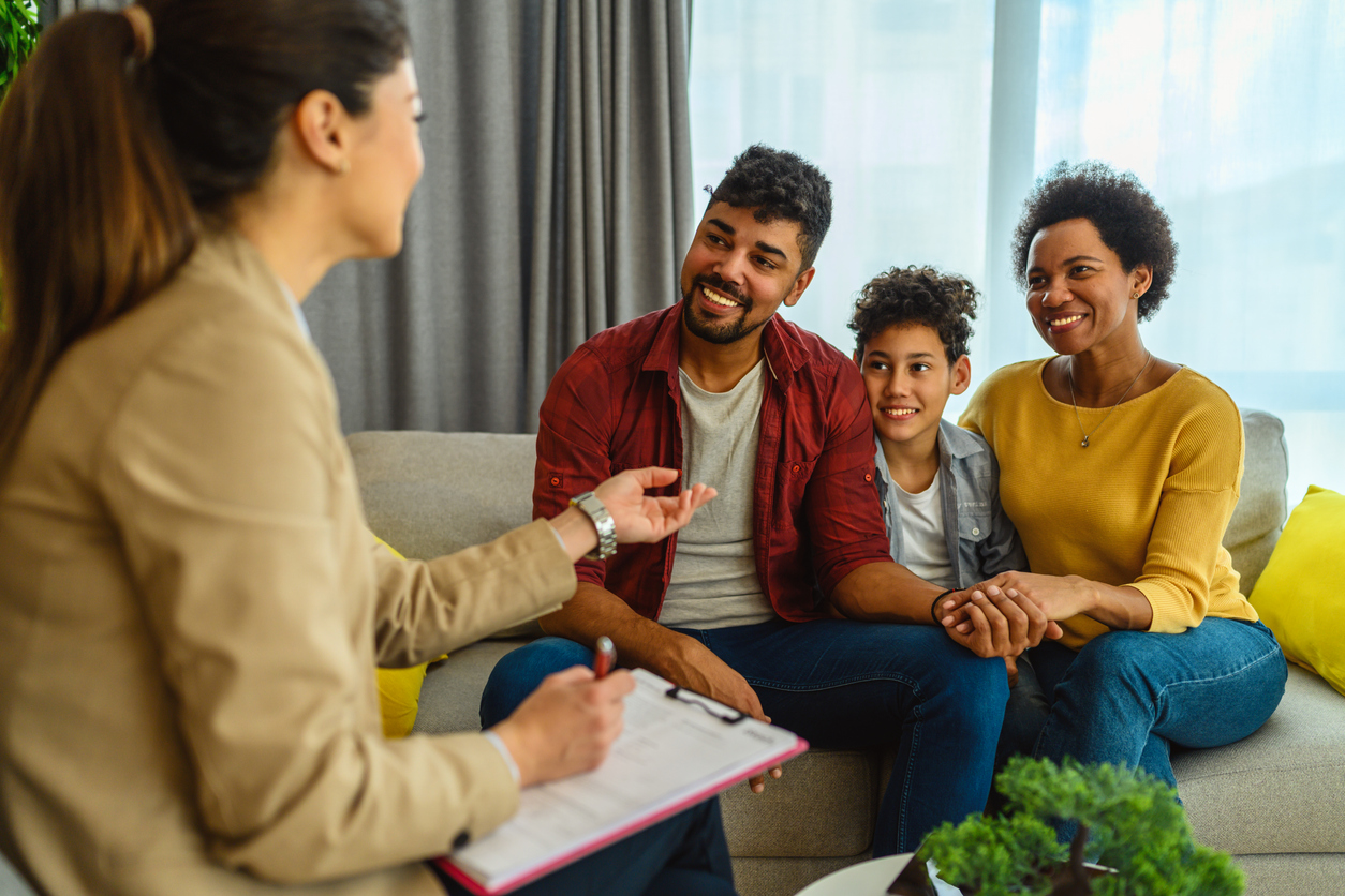 How to Build a Strong Partnership with Your Child’s Tutor